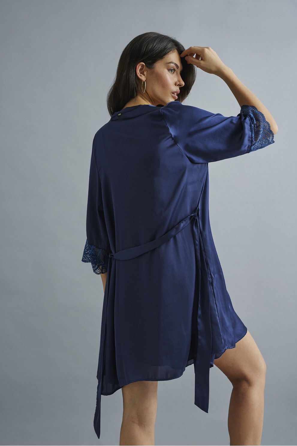 DRESSING GOWN