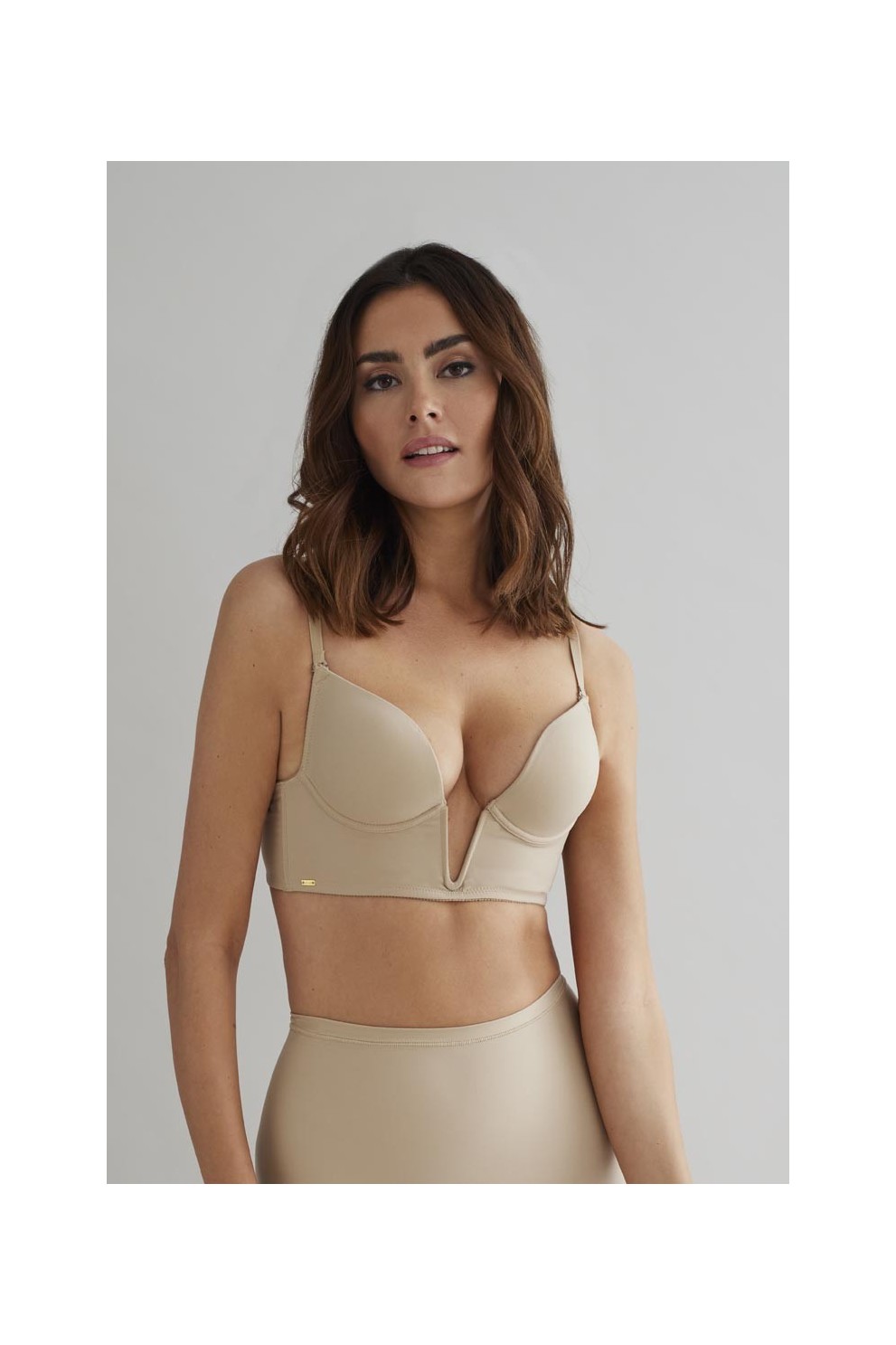DEEP NECKLINE BRA
