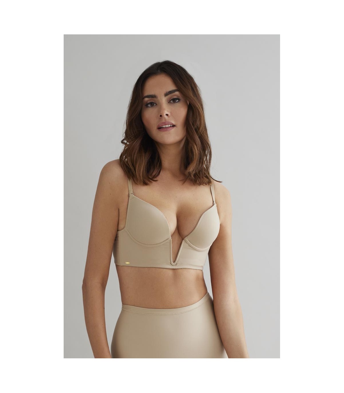 DEEP NECKLINE BRA