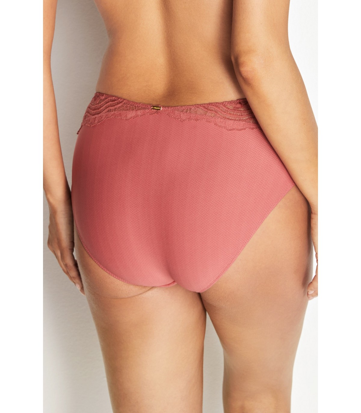 CUECA ALTA