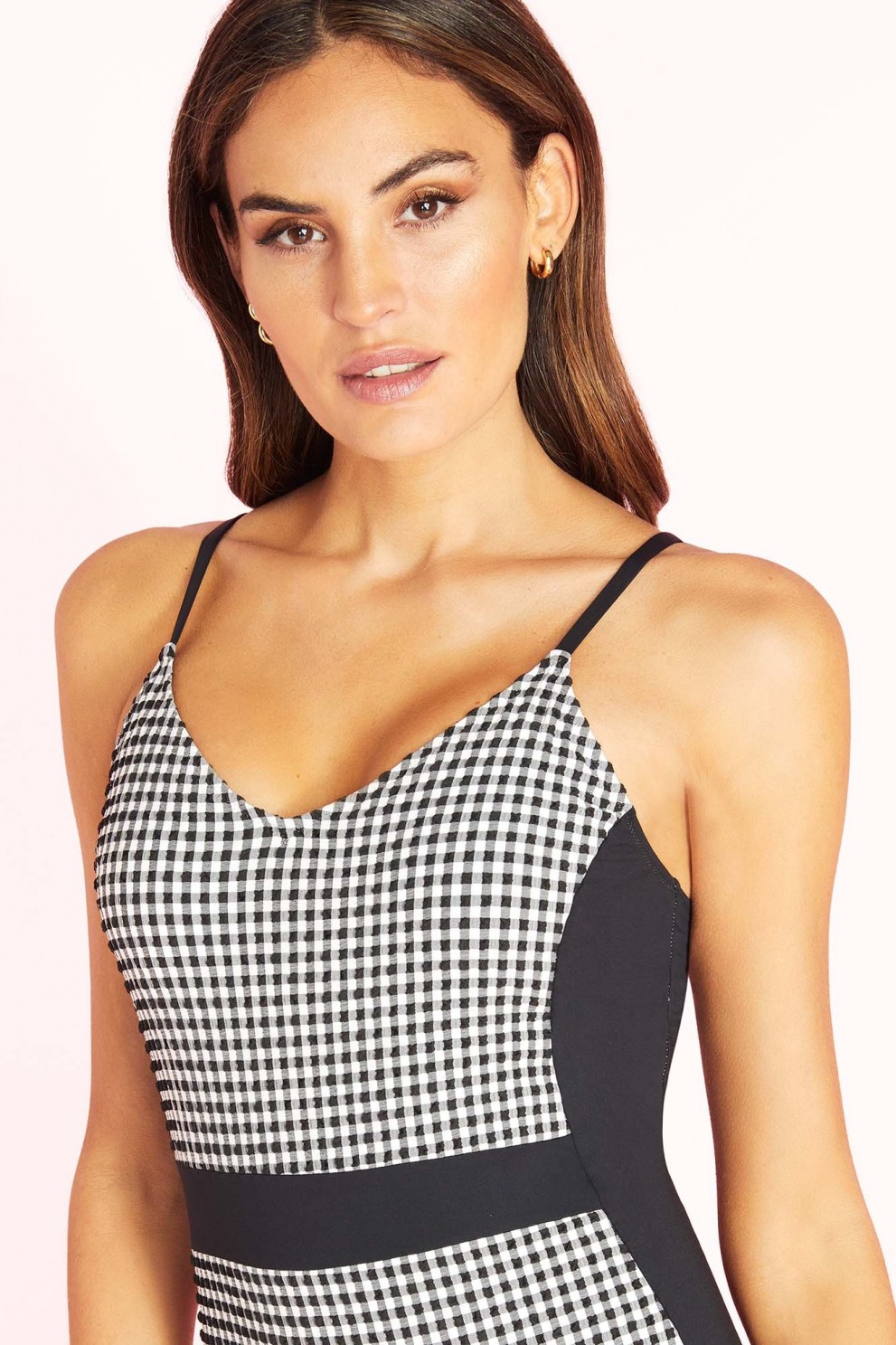 WIRELESS SQUARE NECKLINE SWIMSUIT