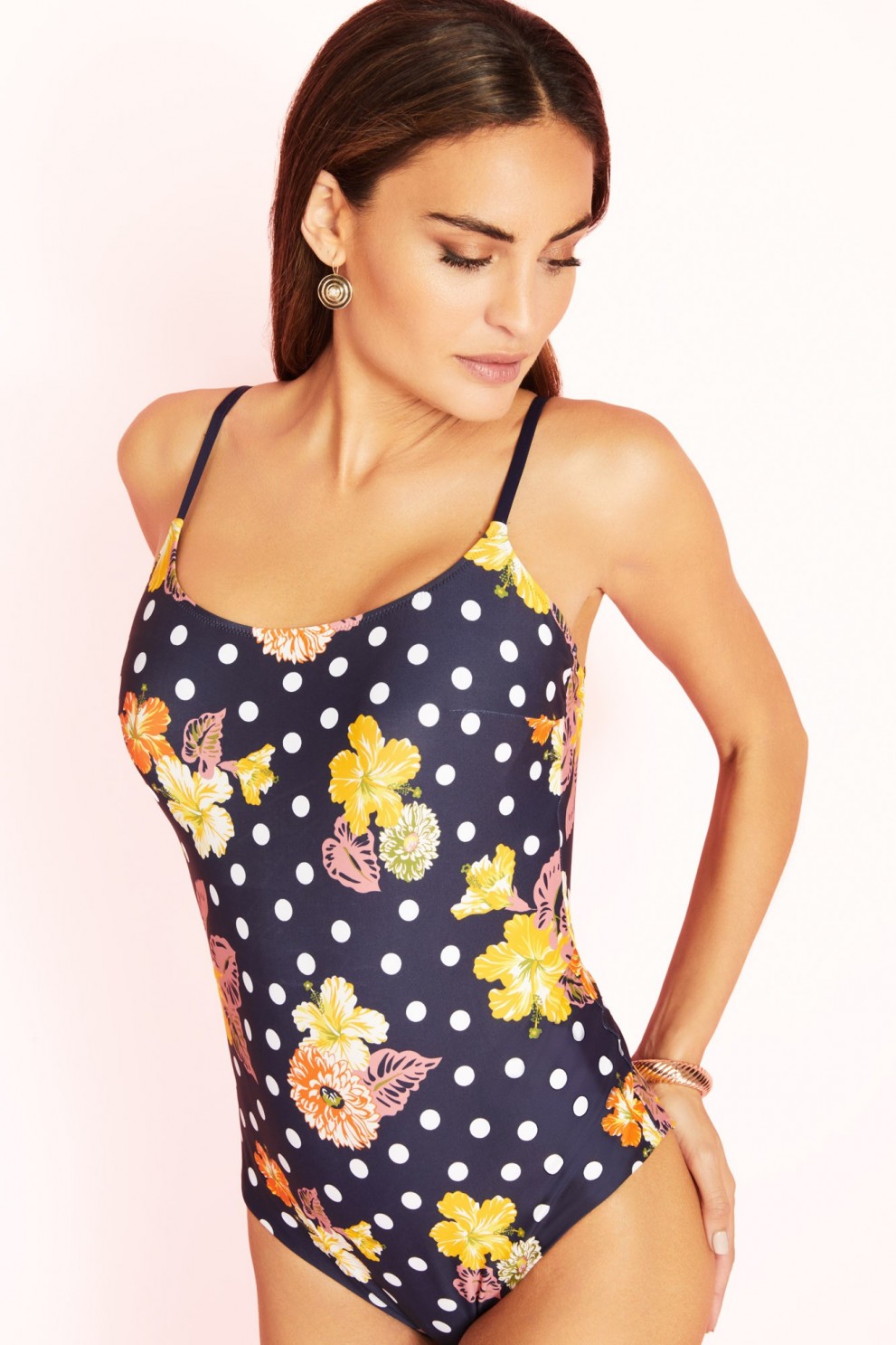 WIRELESS SQUARE NECKLINE SWIMSUIT