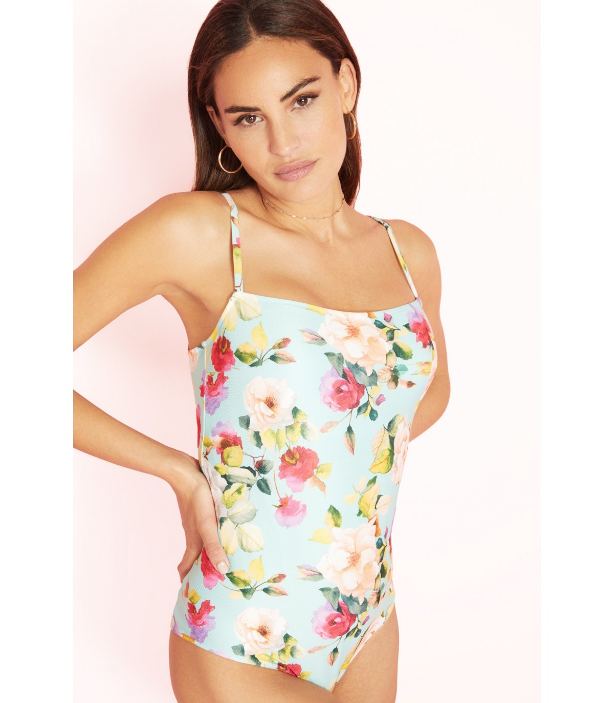 WIRELESS SQUARE NECKLINE SWIMSUIT