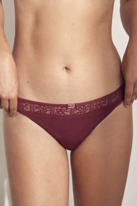 CUECA TANGA