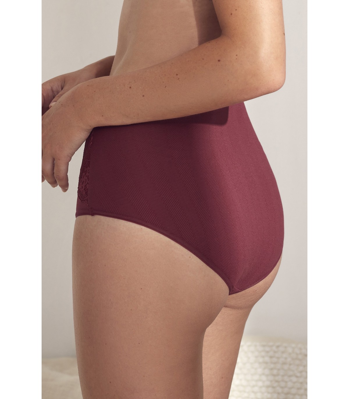 HIGH WAIST PANTY