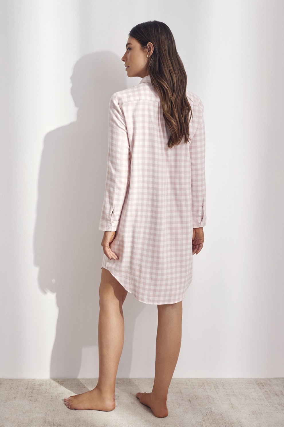LONG SLEEVED NIGHTGOWN