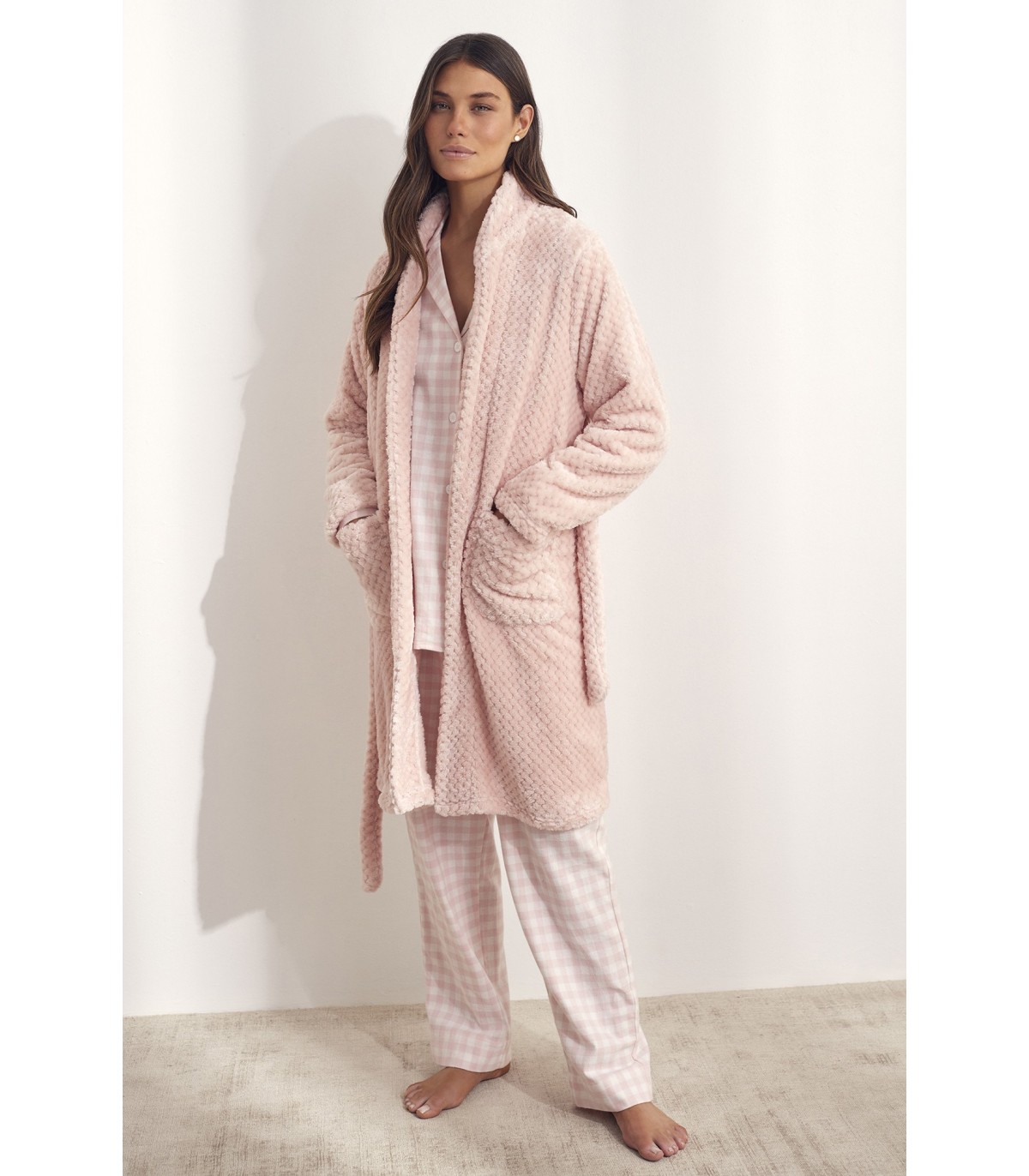 DRESSING GOWN