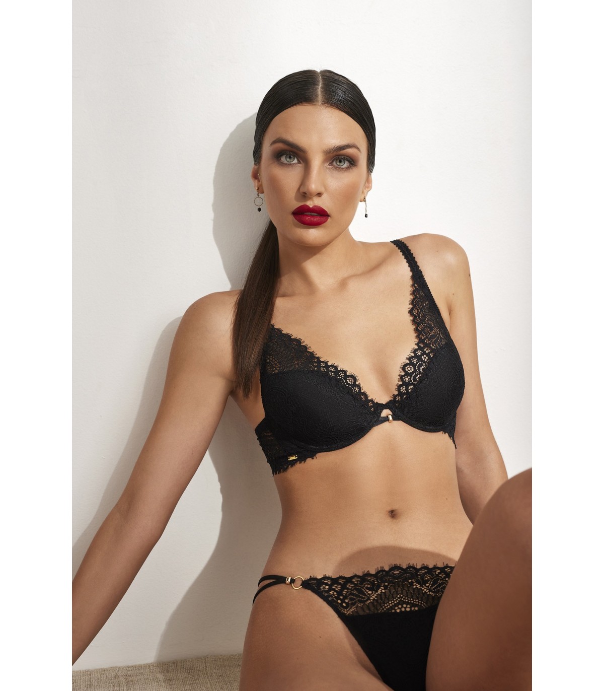 SUJETADOR ESCOTE PROFUNDO