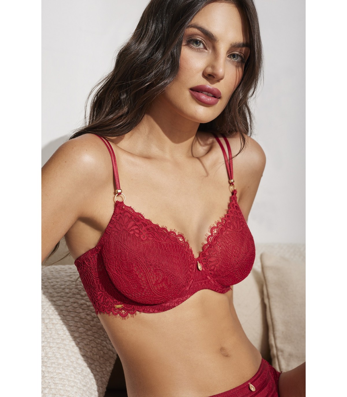 SUJETADOR DE CAPACIDAD