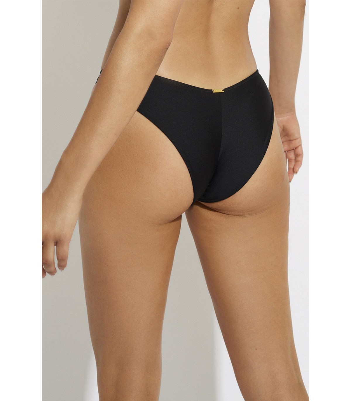 TIE BIKINI BOTTOM JULIETA PILAR RUBIO