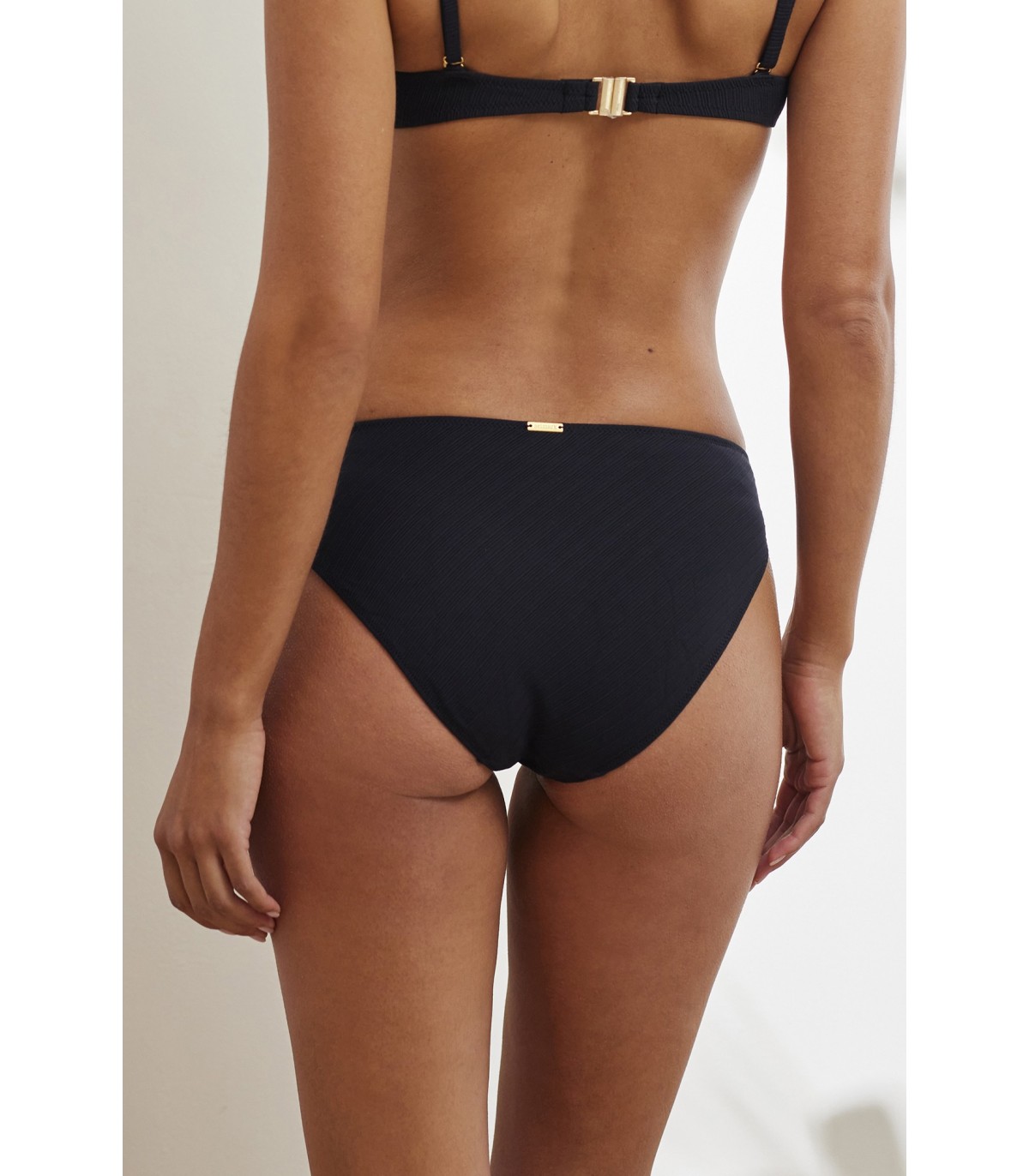 BIKINI BOTTOM