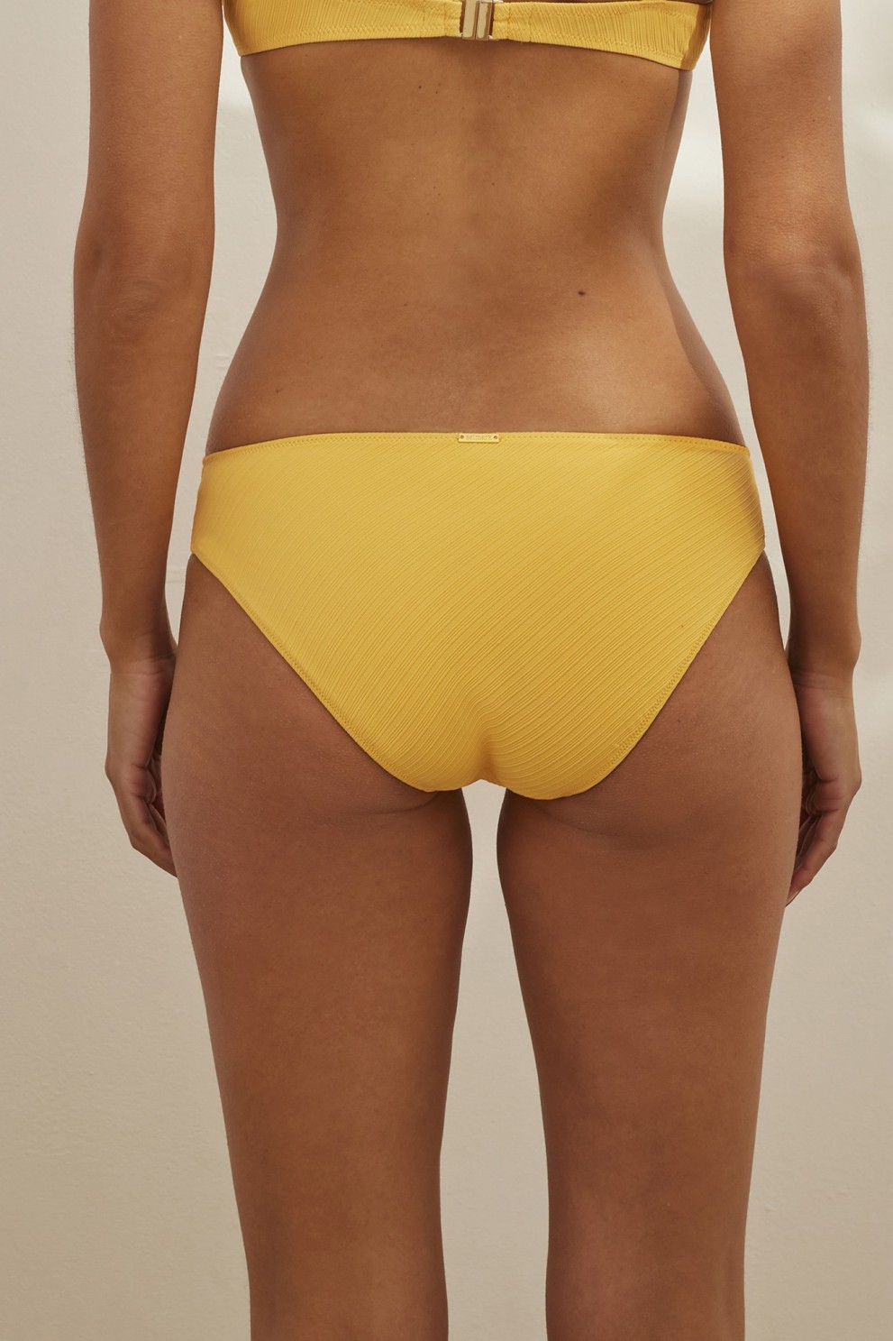 BIKINI BOTTOM